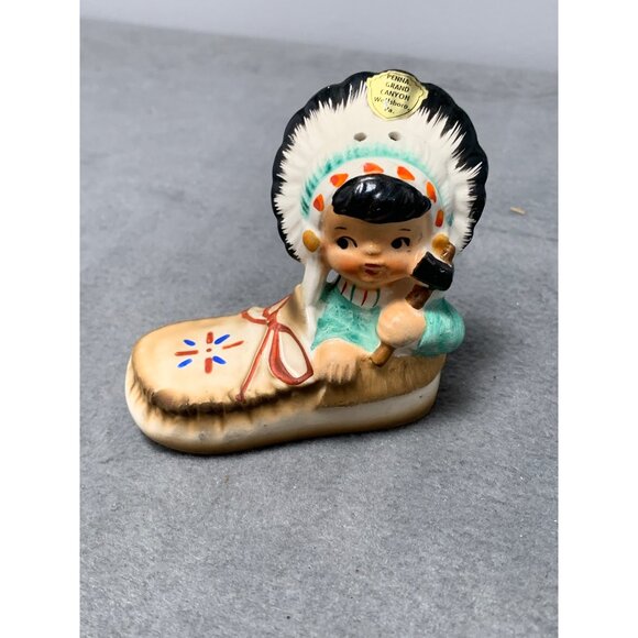 Vintage Native American Child Salt Shaker Moccasin 1960s Japan - Picture 11 of 13